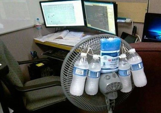 приделать бутылки со льдом